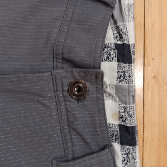 Lululemon athletica men's shorts - Picture 3 of 6
